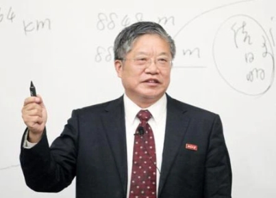 2025年程郁缀上课水平如何？